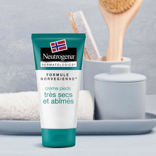 Neutrogena, Formule Norvégienne, Crème Pieds Très Secs et Abimés 100 ml